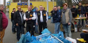 Die Aktiven waren sich einig: Die Müllsammelaktion war ein voller Erfolg, (Foto: Heinz-Dieter Düdder)