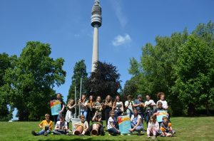 Die Schülerinnen und Schüler der 6. Klasse der Geschwister-Scholl-Gesamtschule freuen sich auf die Musikprojektwoche im Westfalenpark (Foto: Westfalenpark)